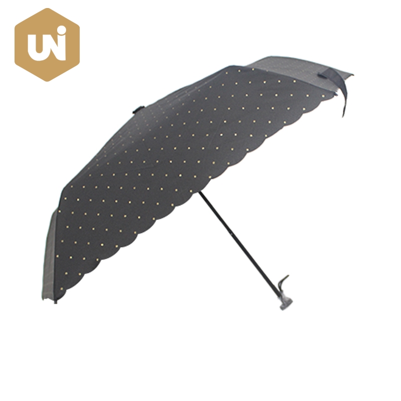 Umbrelă neagră