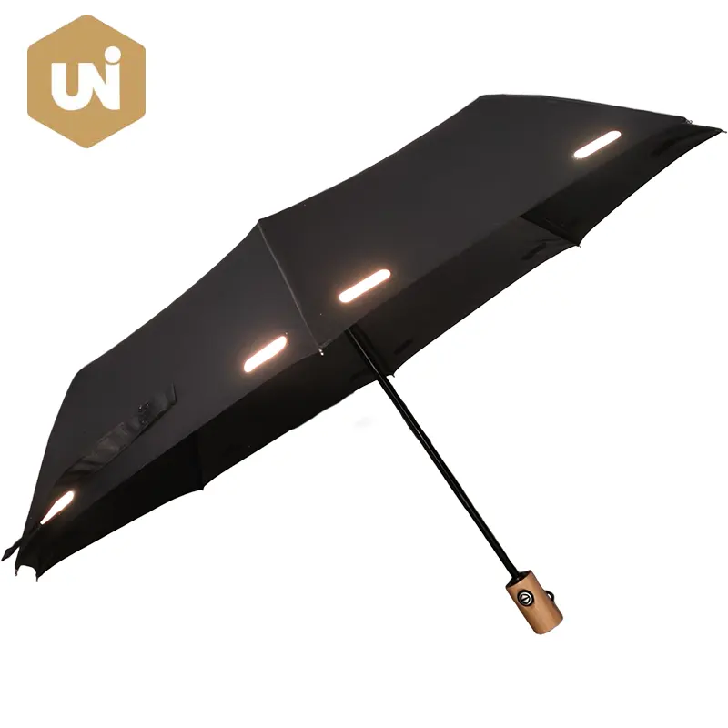 Umbrelă cu benzi reflectorizante